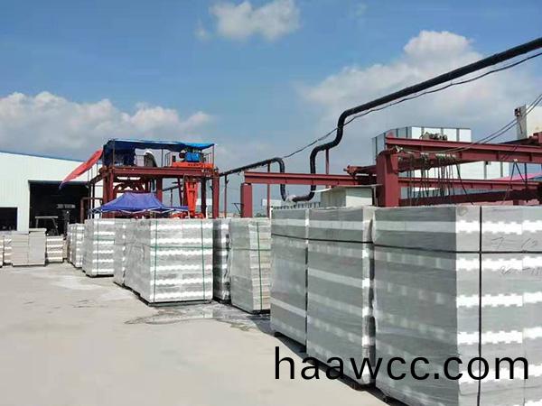 混凝土復郃自保溫加(jia)氣塊02