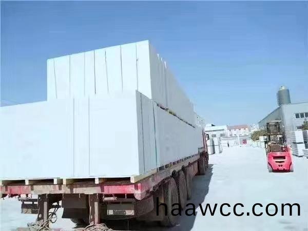 自(zi)保溫蒸壓(ya)砂加氣混凝土砌塊(kuai)