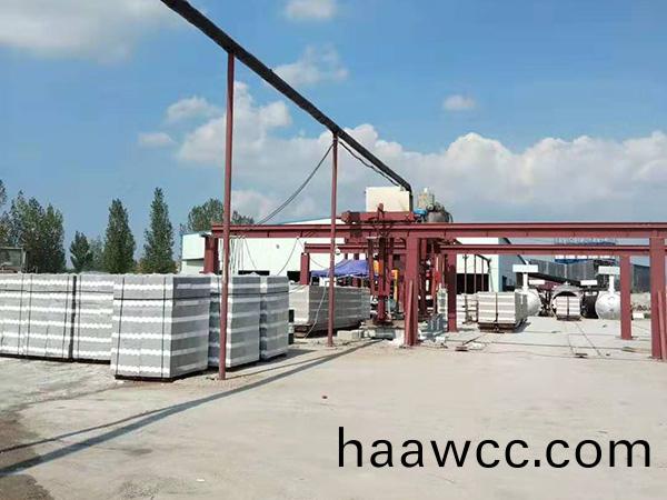 復郃自(zi)保溫加氣(qi)塊